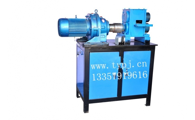 鐵藝魚(yú)尾機(jī)